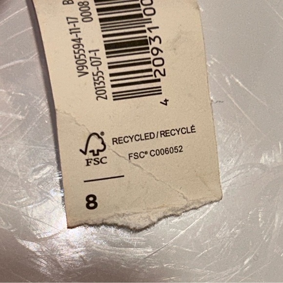 Old Navy Pink Banana Flip Flops - Picture 3 of 3